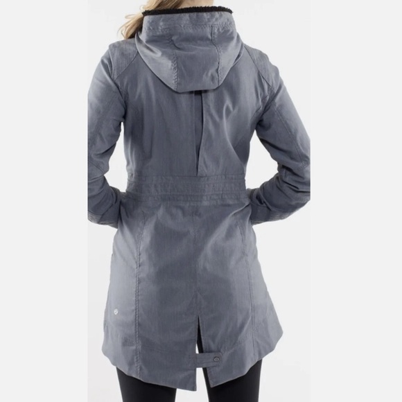 Lululemon  Apres Run Anorak Jacket Rare 6 - Picture 2 of 16